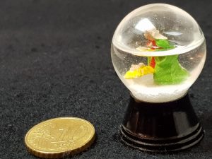 Miniatur-Schneekugel